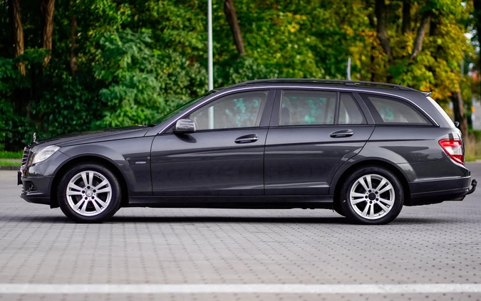 Mercedes-Benz Klasa C cena 23900 przebieg: 356000, rok produkcji 2010 z Żagań małe 254